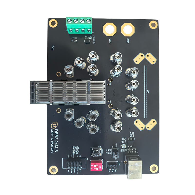QSFP112 MCB